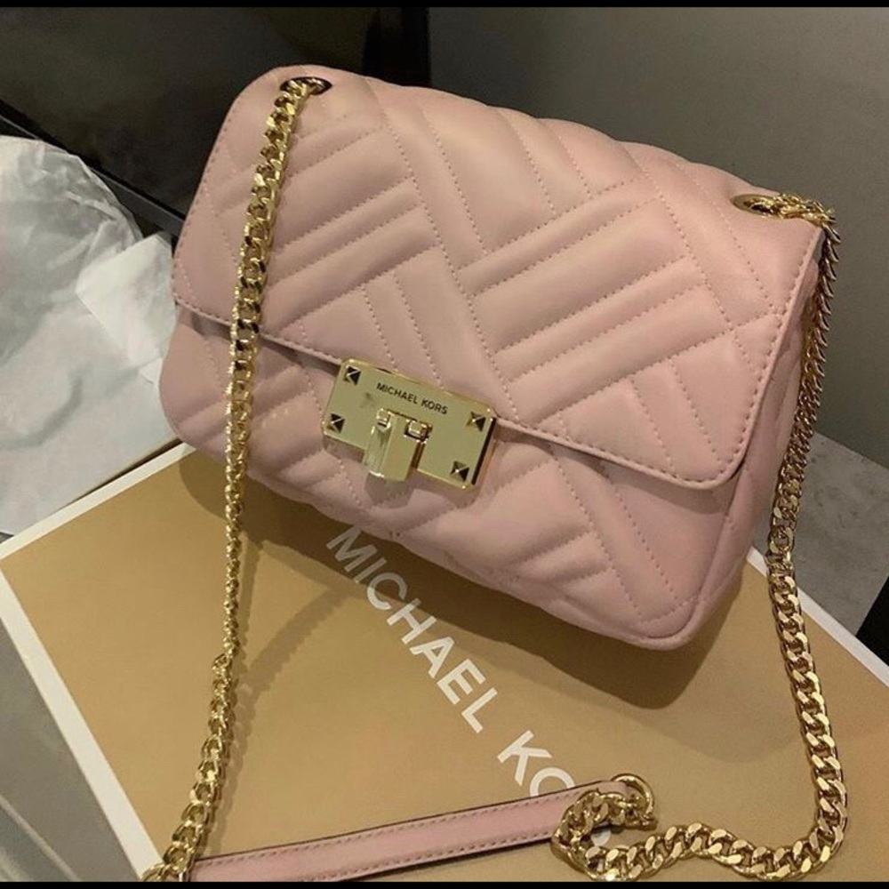 Brand name Handbags - Picture 1 of 16